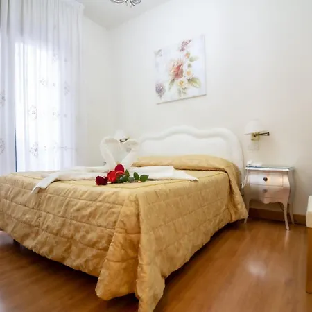 Nuovo Savi 3* Монтекатини-Терме