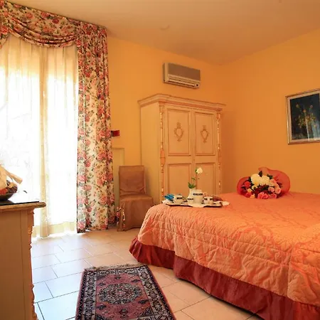 Hotel Nuovo Savi Montecatini-Terme